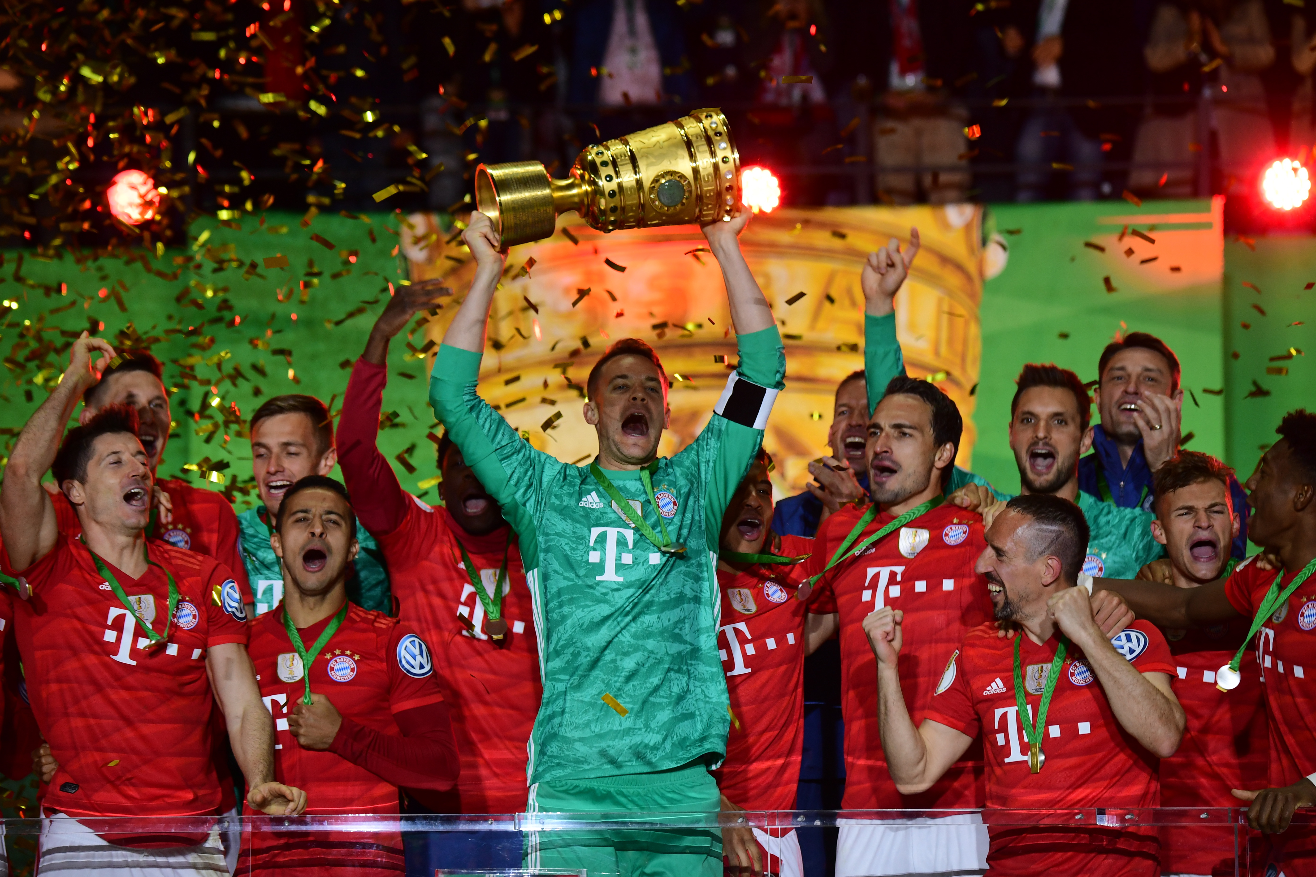 每体：曼城加速球员清洗进程，麦卡蒂与格10等4人为离队候选