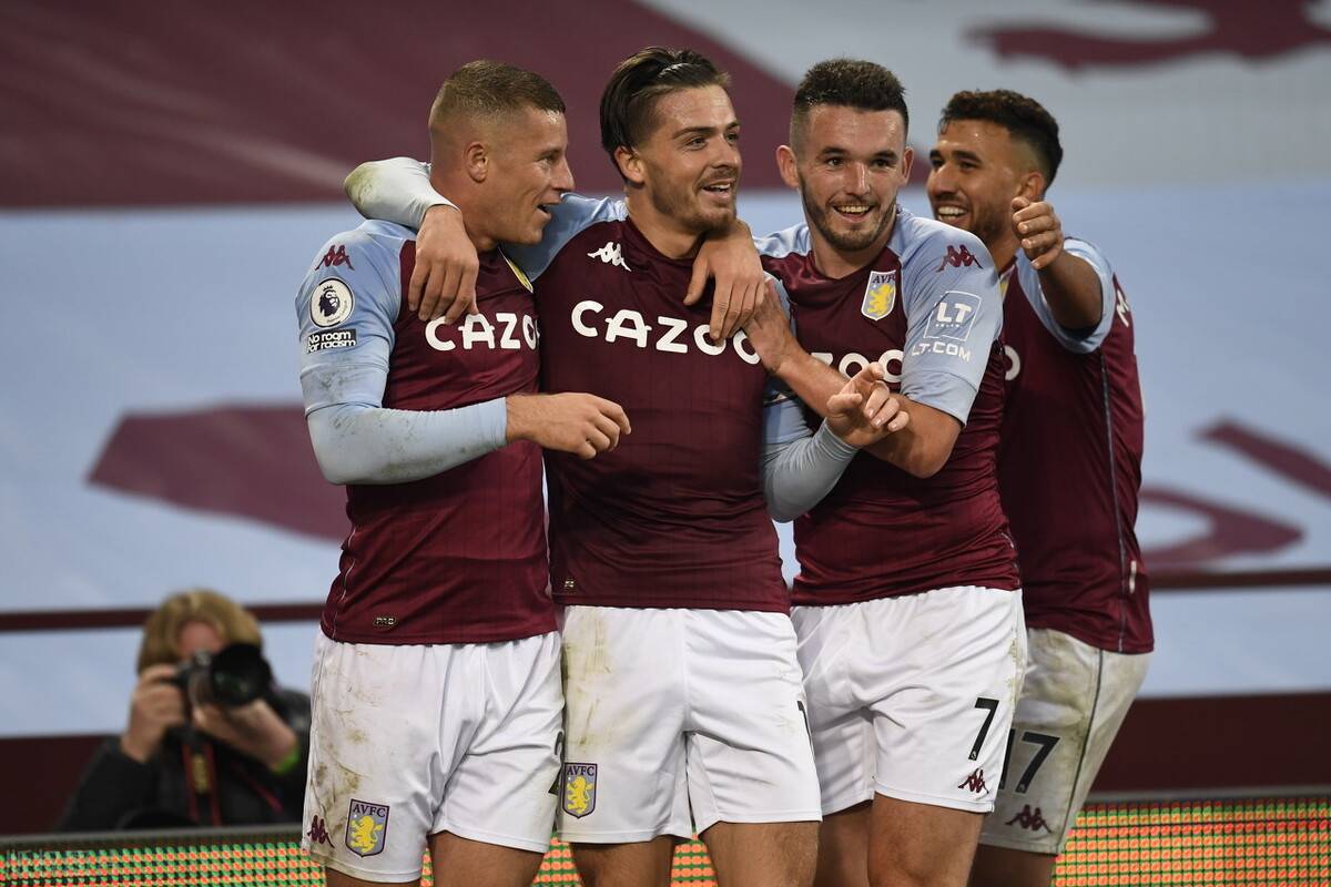 大连英博队迎来队史第100场比赛