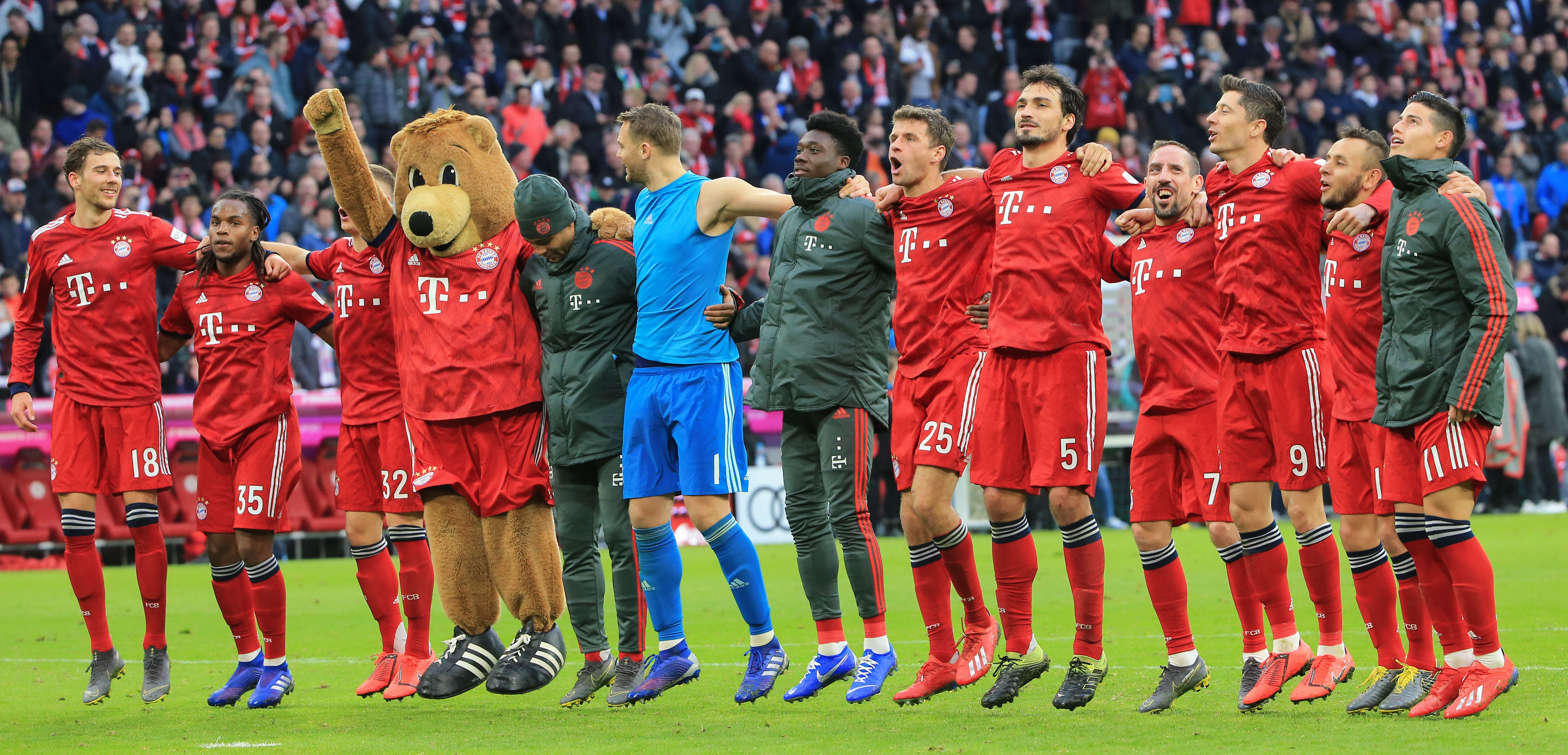 双输？纽卡1.45亿欧卖伊萨克 1.2亿欧签伊兰加+维萨 0球+0出场