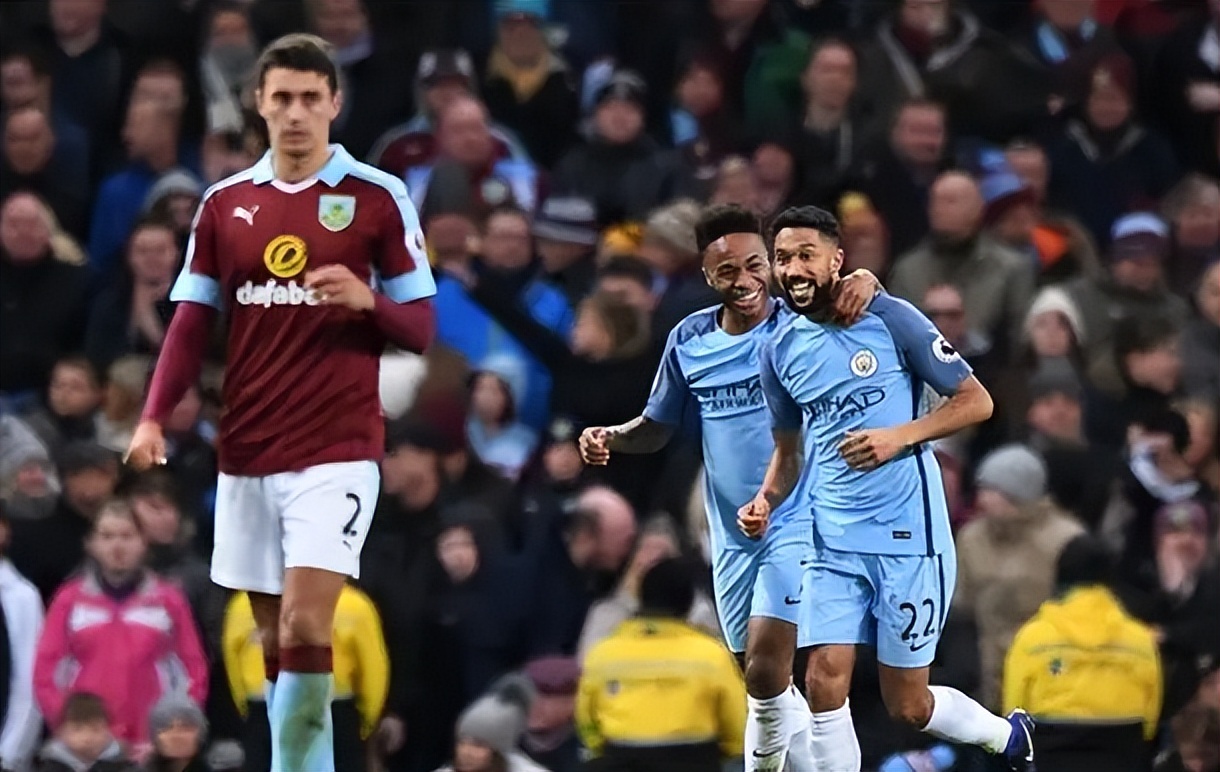 WTT总决赛女单1／8决赛，陈幸同4-2战胜队友石洵瑶，晋级8强