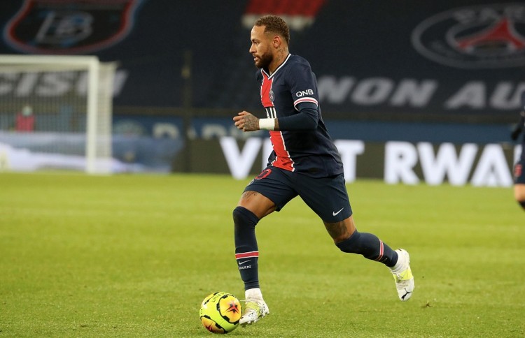 斯基拉：因西涅有望自由转会加盟拉齐奥，并签约至2027年