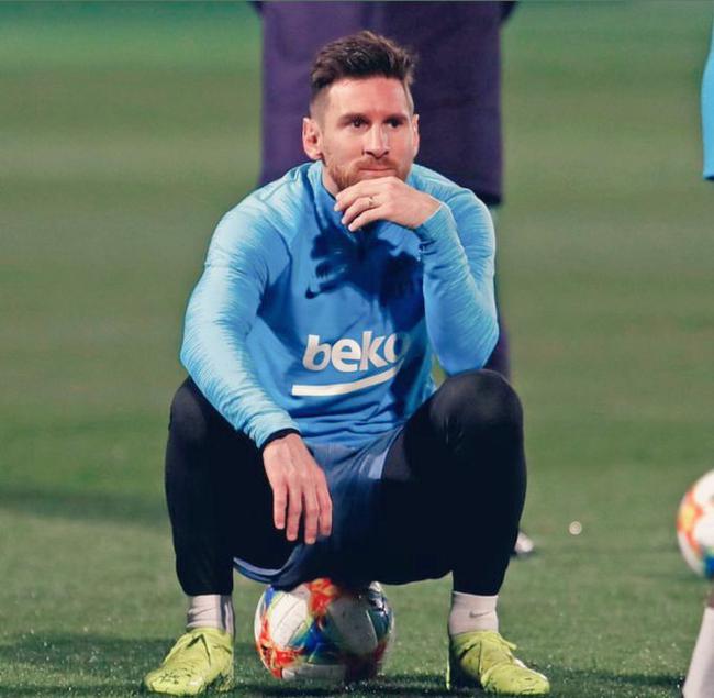 篮球NBA裁判承认关键球判罚存在问题